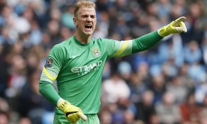 Joe Hart irányítja a védelmét
